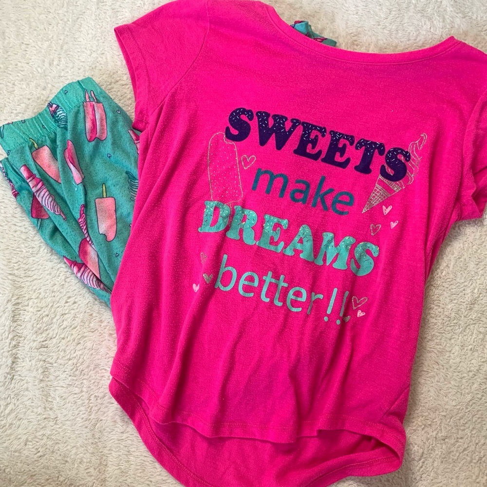 Cute Girl’s Pajama Set